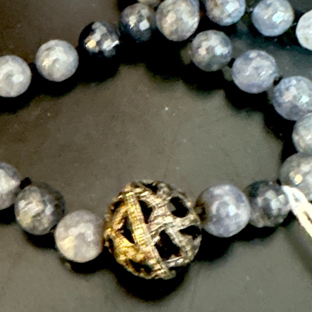 Precious stone necklace